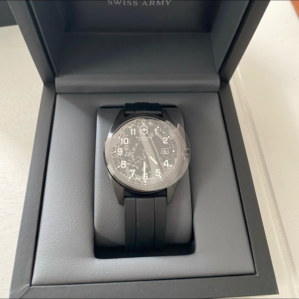 Victorinox- Swiss Army Garrison Watch